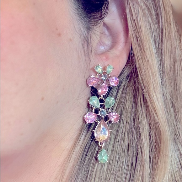 Fabulous Gap Multi-stone Statement Earring Gold Hardware - Picture 1 of 8